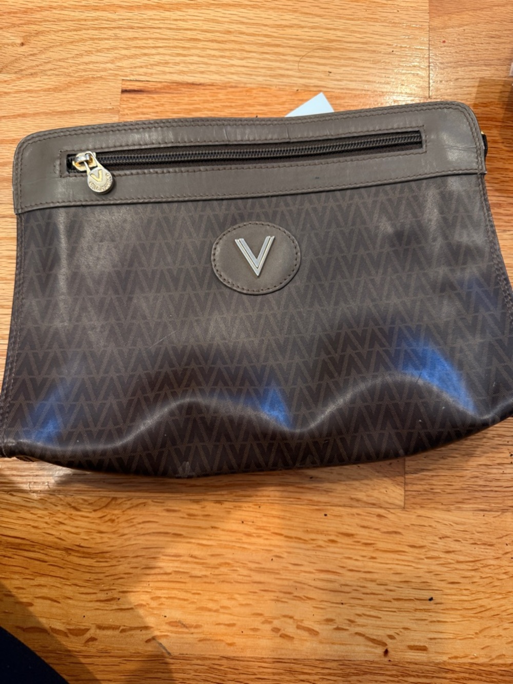 Vera Pelle Charcoal Gray Men's Toiletry Bag with V Emblem